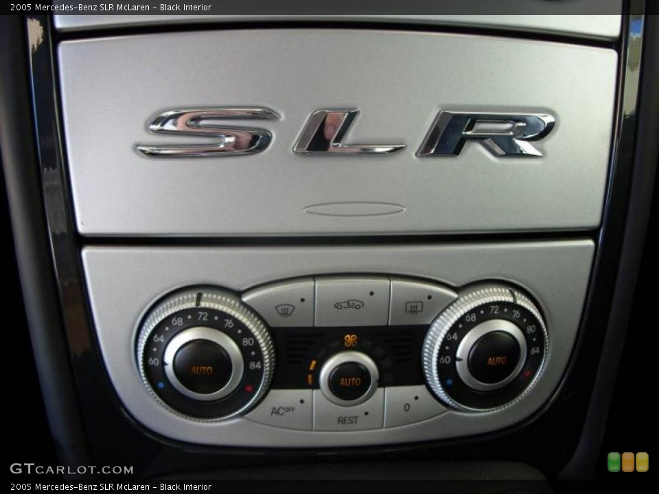 Black Interior Controls for the 2005 Mercedes-Benz SLR McLaren #9519796