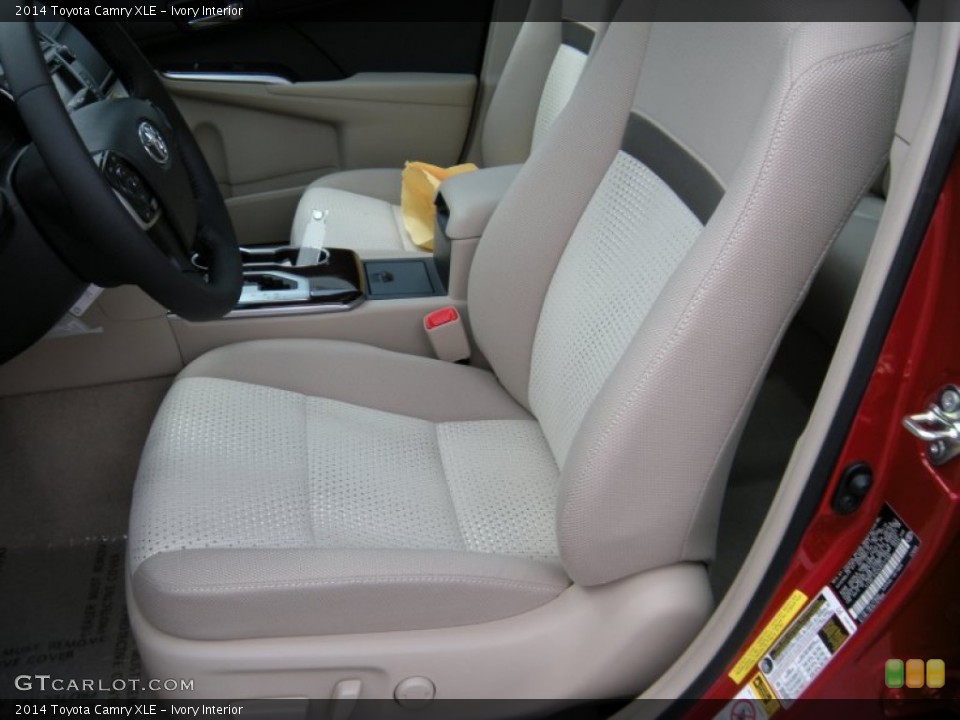 Ivory Interior Front Seat for the 2014 Toyota Camry XLE #95215797