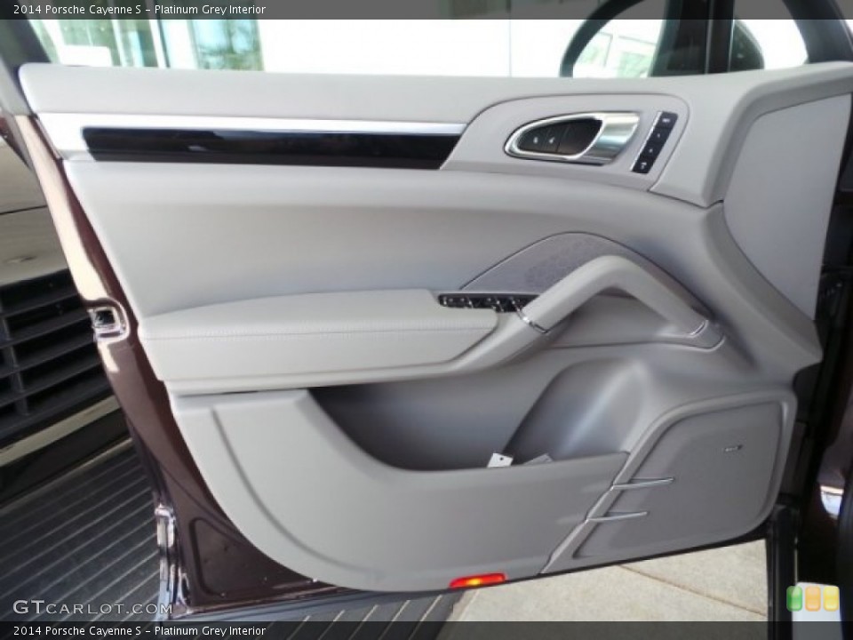 Platinum Grey Interior Door Panel for the 2014 Porsche Cayenne S #95246497