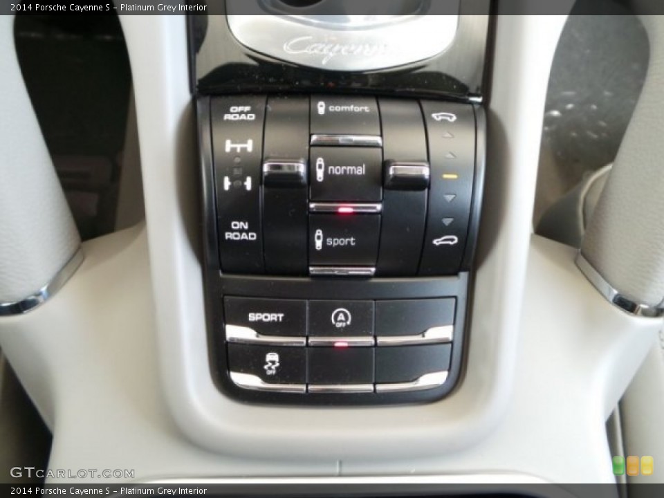 Platinum Grey Interior Controls for the 2014 Porsche Cayenne S #95246784