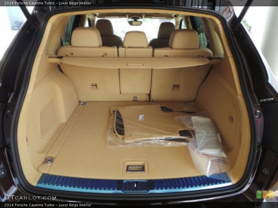 Luxor Beige Interior Trunk for the 2014 Porsche Cayenne Turbo #95290701
