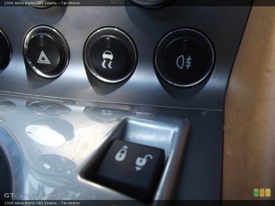 Tan Interior Controls for the 2006 Aston Martin DB9 Volante #95319001