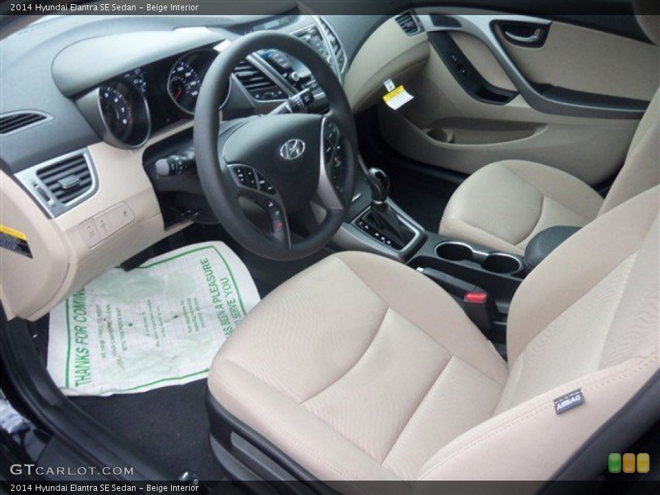Beige Interior Photo for the 2014 Hyundai Elantra SE Sedan #95344942