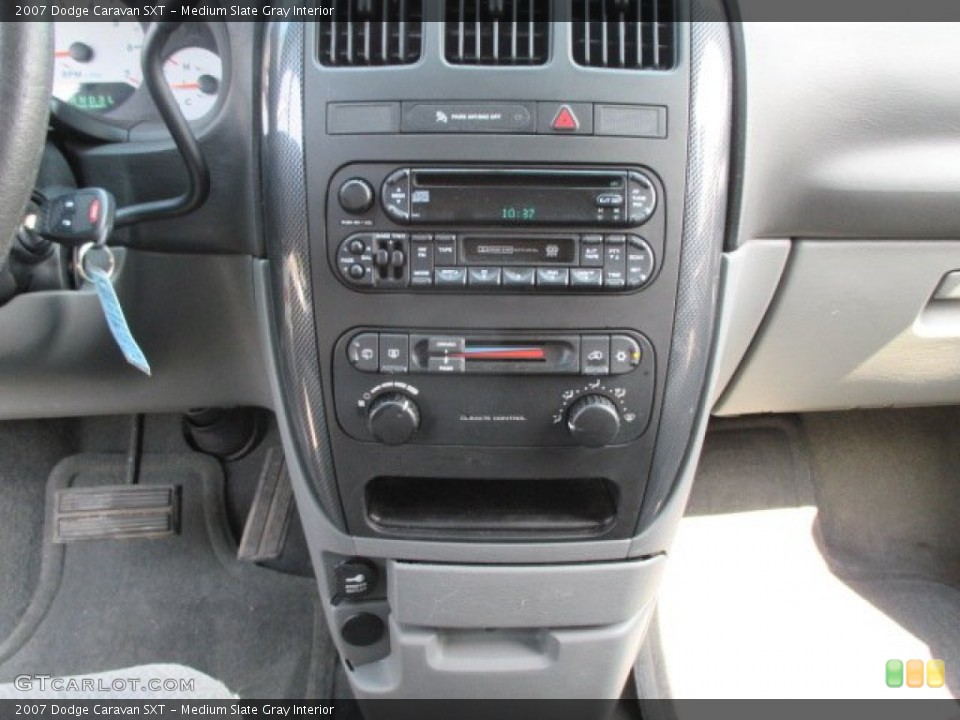 Medium Slate Gray Interior Controls for the 2007 Dodge Caravan SXT #95374027