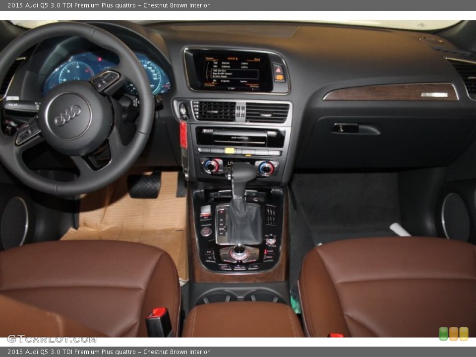 Chestnut Brown Interior Dashboard for the 2015 Audi Q5 3.0 TDI Premium Plus quattro #95375304