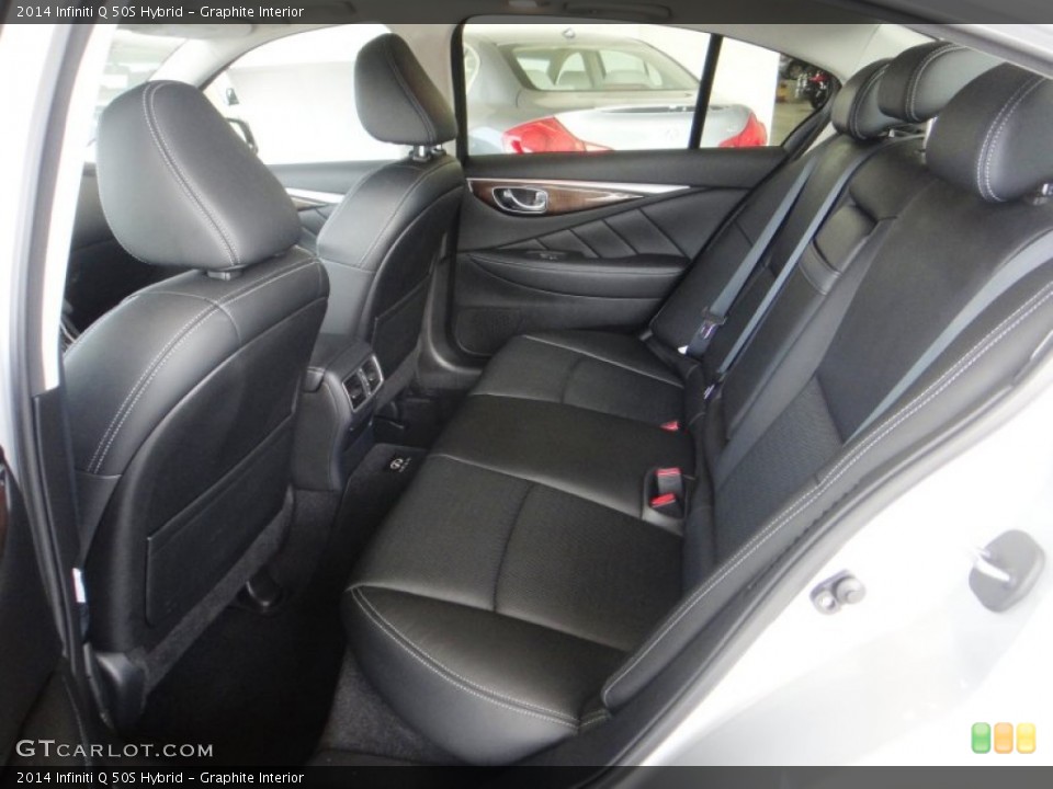 Graphite Interior Rear Seat for the 2014 Infiniti Q 50S Hybrid #95408528