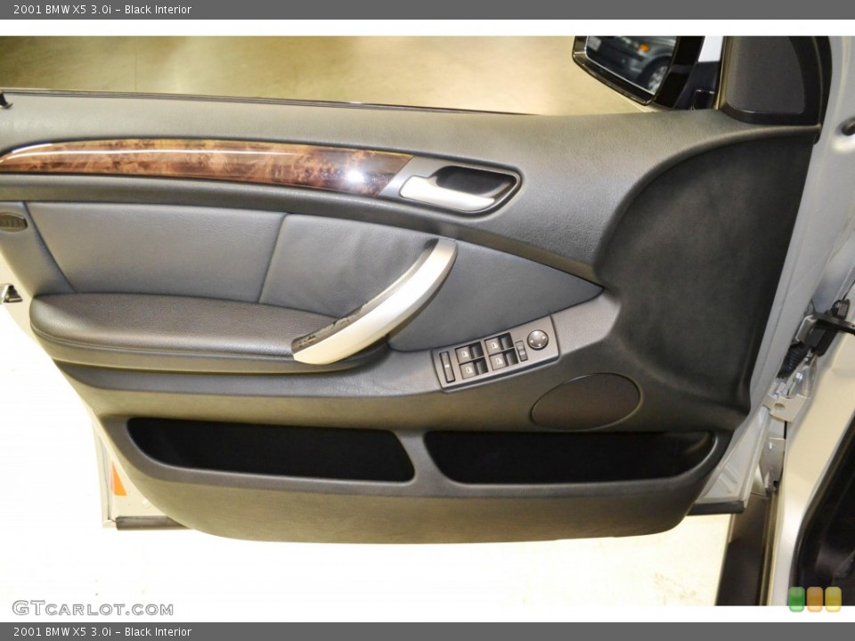 Black Interior Door Panel for the 2001 BMW X5 3.0i #95409215