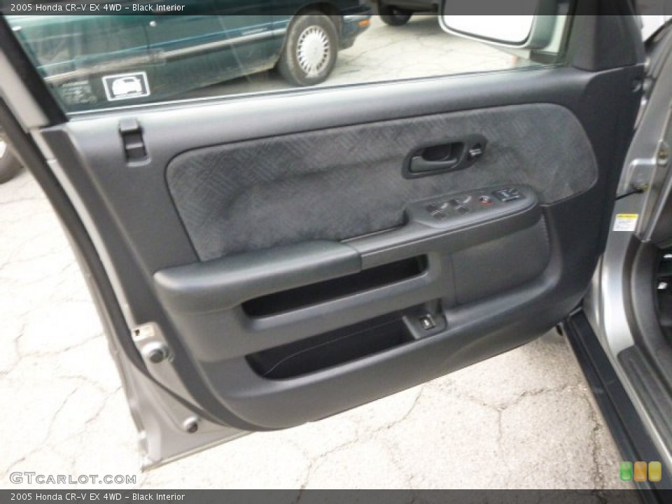 Black Interior Door Panel for the 2005 Honda CR-V EX 4WD #95419920