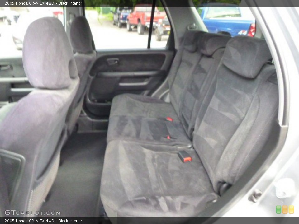 Black Interior Rear Seat for the 2005 Honda CR-V EX 4WD #95419938