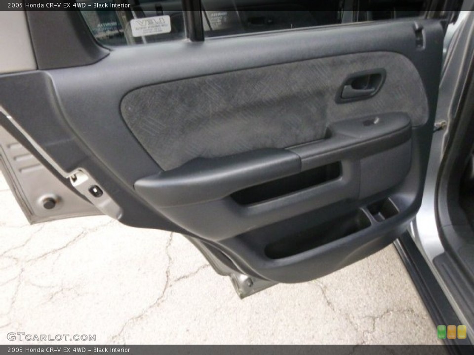 Black Interior Door Panel for the 2005 Honda CR-V EX 4WD #95419953