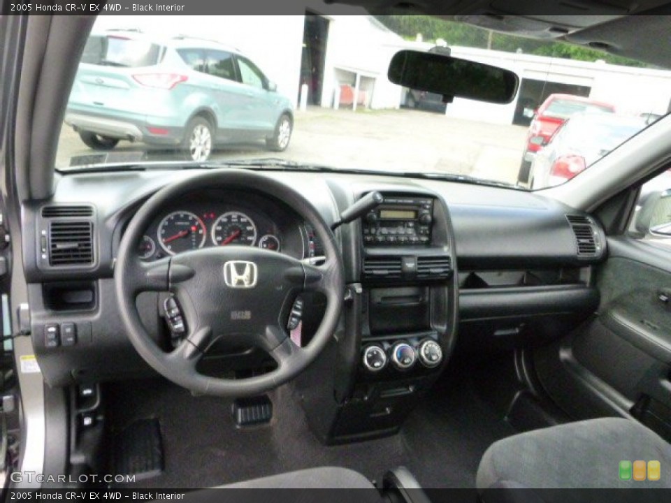 Black Interior Dashboard for the 2005 Honda CR-V EX 4WD #95419968