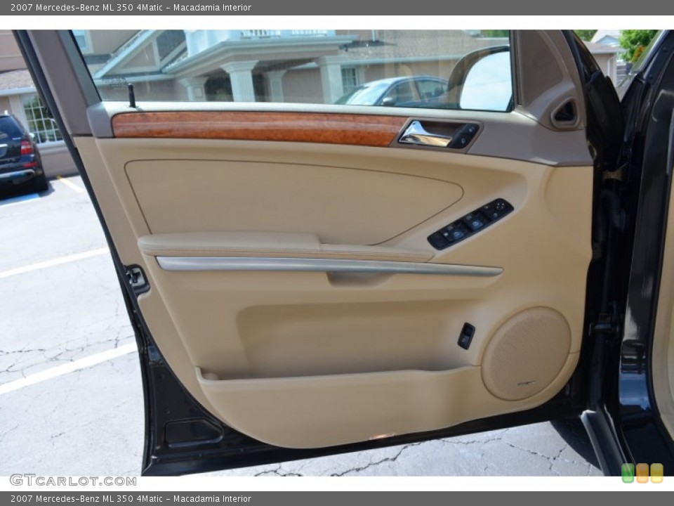 Macadamia Interior Door Panel for the 2007 Mercedes-Benz ML 350 4Matic #95441606