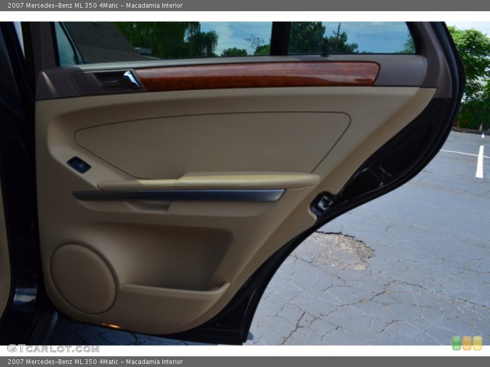 Macadamia Interior Door Panel for the 2007 Mercedes-Benz ML 350 4Matic #95441657