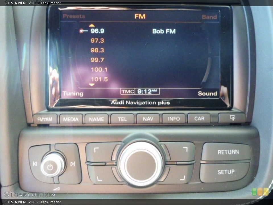 Black Interior Controls for the 2015 Audi R8 V10 #95443415