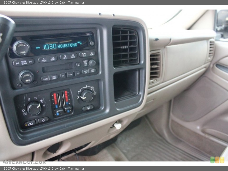Tan Interior Controls for the 2005 Chevrolet Silverado 1500 LS Crew Cab #95449034