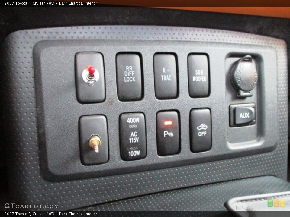 Dark Charcoal Interior Controls for the 2007 Toyota FJ Cruiser 4WD #95451272