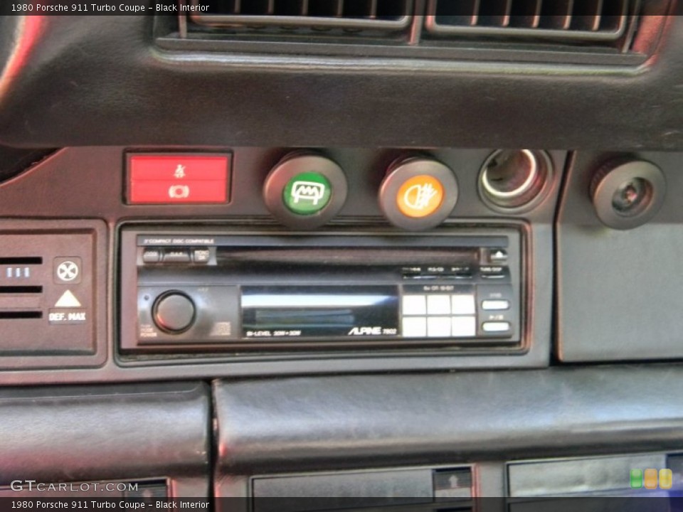 Black Interior Controls for the 1980 Porsche 911 Turbo Coupe #95451833