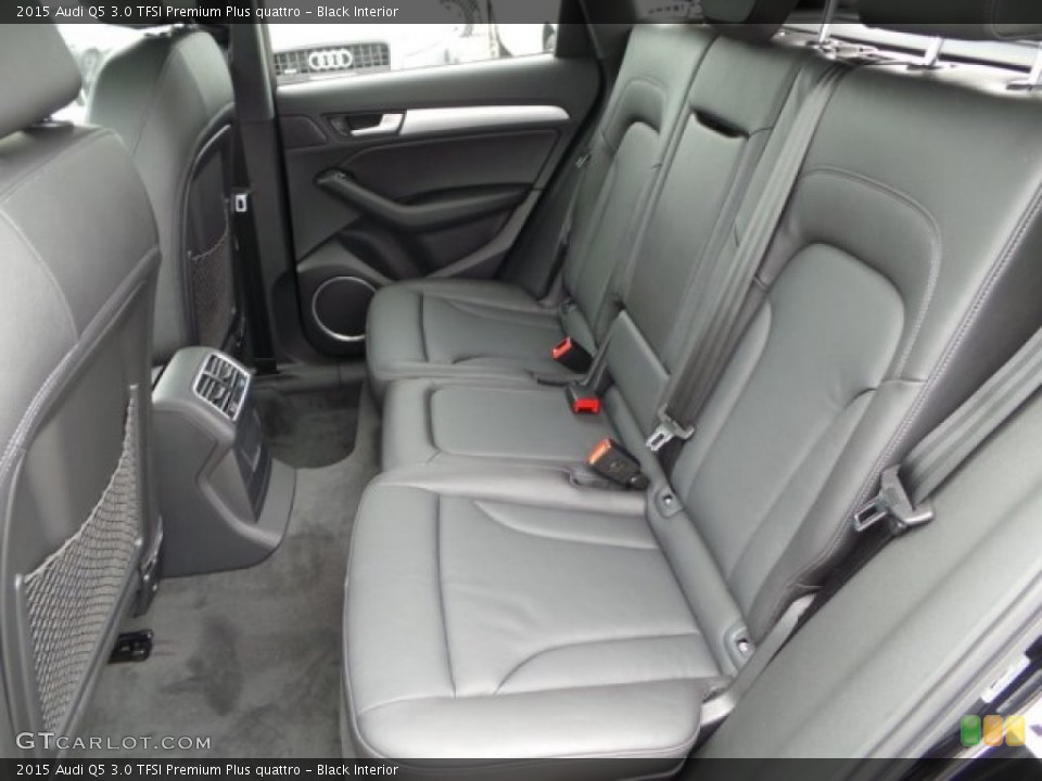 Black Interior Rear Seat for the 2015 Audi Q5 3.0 TFSI Premium Plus quattro #95500928