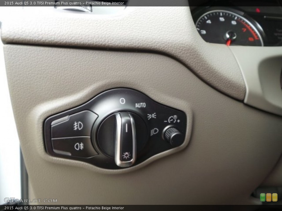 Pistachio Beige Interior Controls for the 2015 Audi Q5 3.0 TFSI Premium Plus quattro #95501647