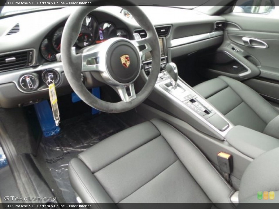 Black Interior Photo for the 2014 Porsche 911 Carrera S Coupe #95503943