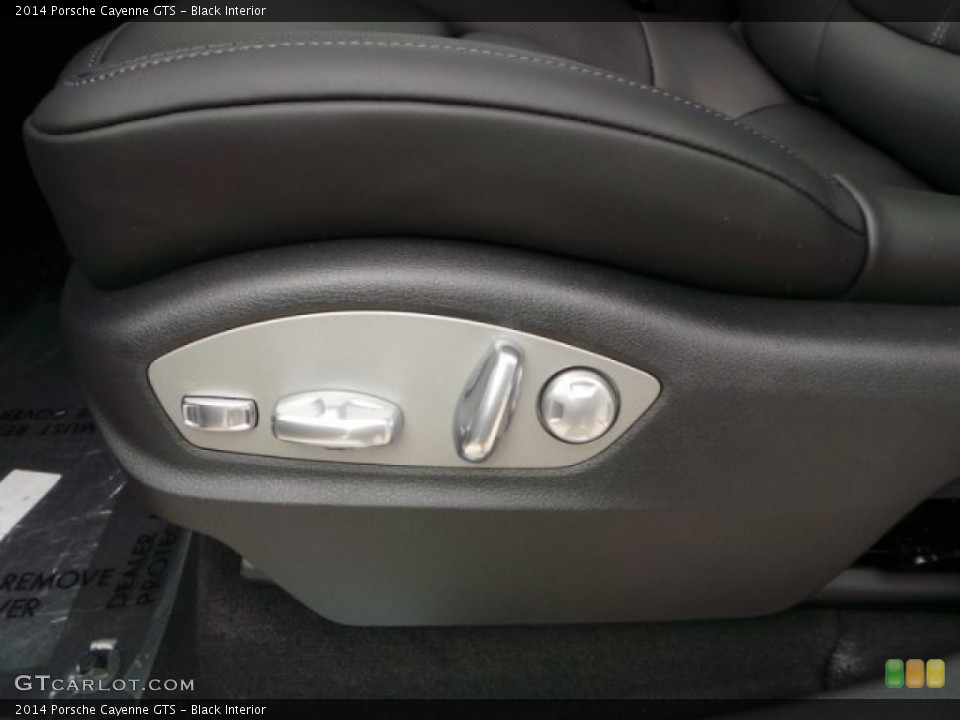 Black Interior Controls for the 2014 Porsche Cayenne GTS #95506169