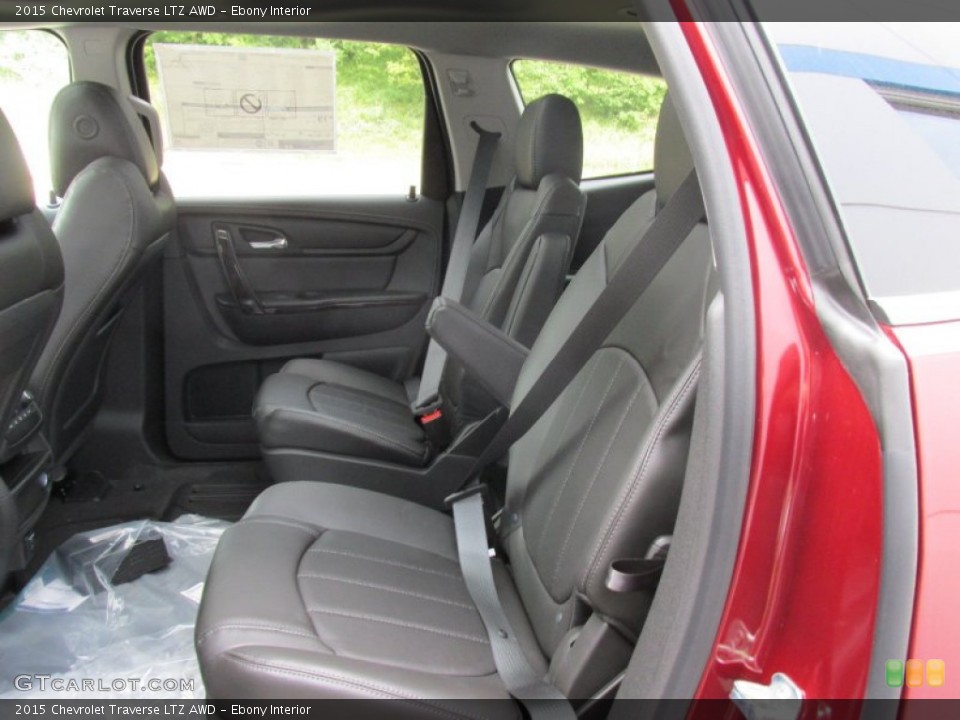 Ebony Interior Rear Seat for the 2015 Chevrolet Traverse LTZ AWD #95522712