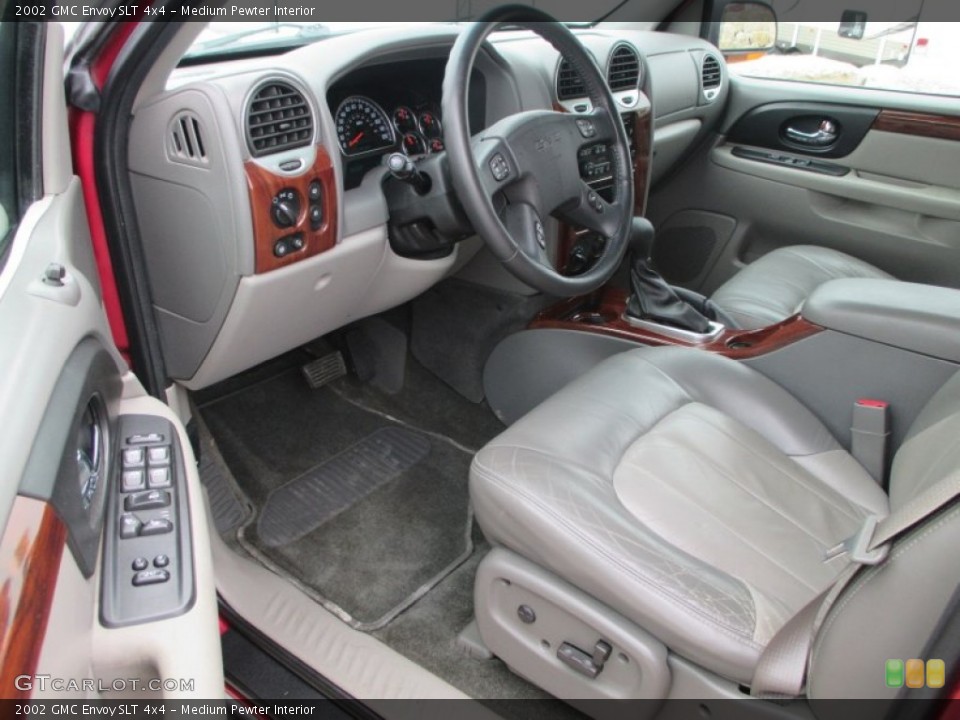 Medium Pewter Interior Photo for the 2002 GMC Envoy SLT 4x4 #95550672