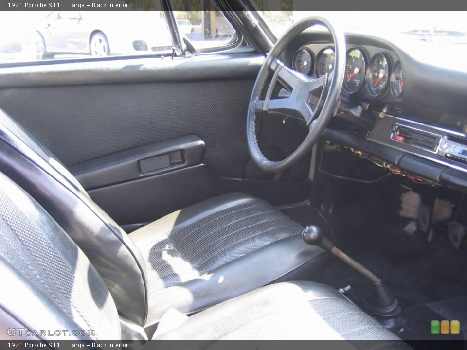 Black Interior Photo for the 1971 Porsche 911 T Targa #955552