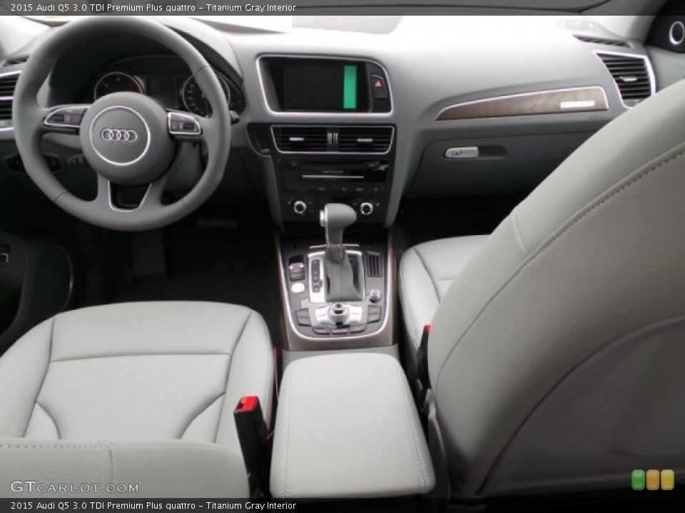 Titanium Gray Interior Dashboard for the 2015 Audi Q5 3.0 TDI Premium Plus quattro #95560238