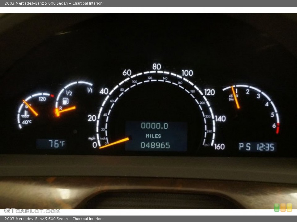 Charcoal Interior Gauges for the 2003 Mercedes-Benz S 600 Sedan #95564938