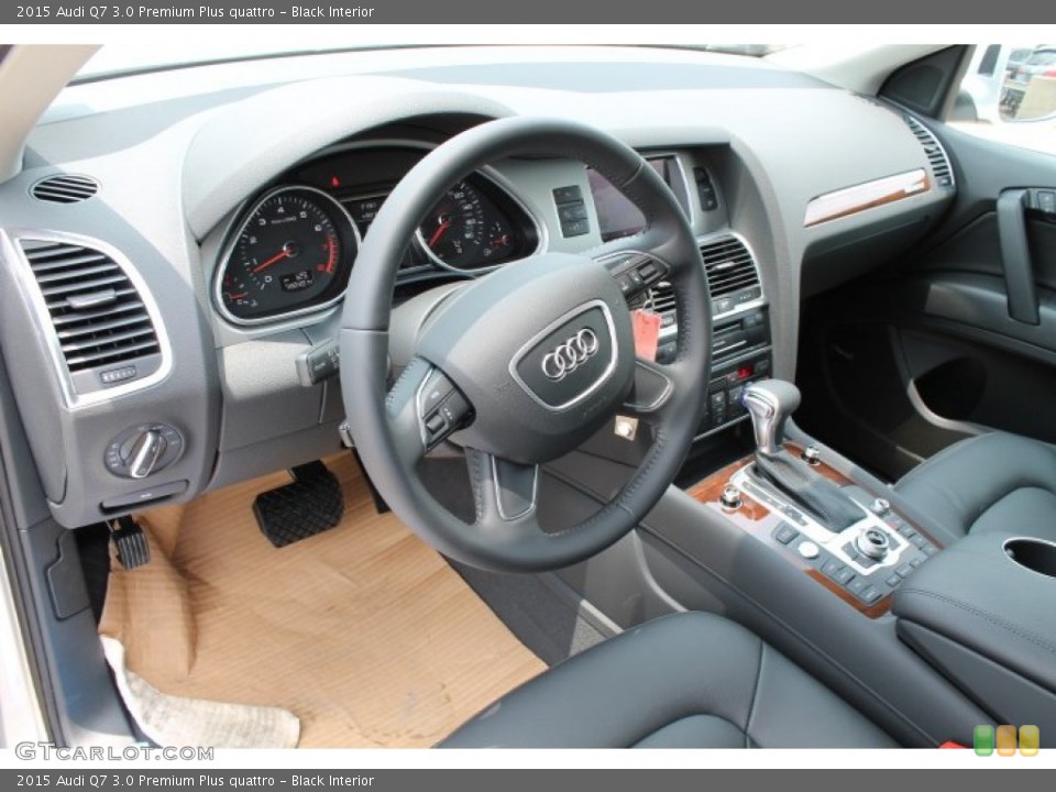 Black Interior Photo for the 2015 Audi Q7 3.0 Premium Plus quattro #95650422