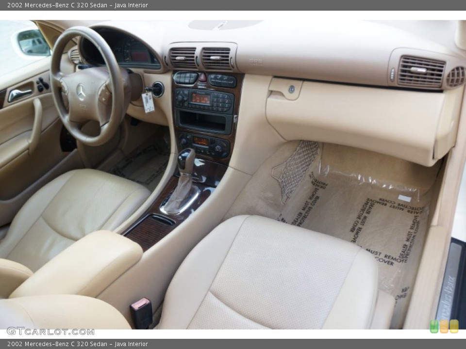Java Interior Dashboard for the 2002 Mercedes-Benz C 320 Sedan #95659162