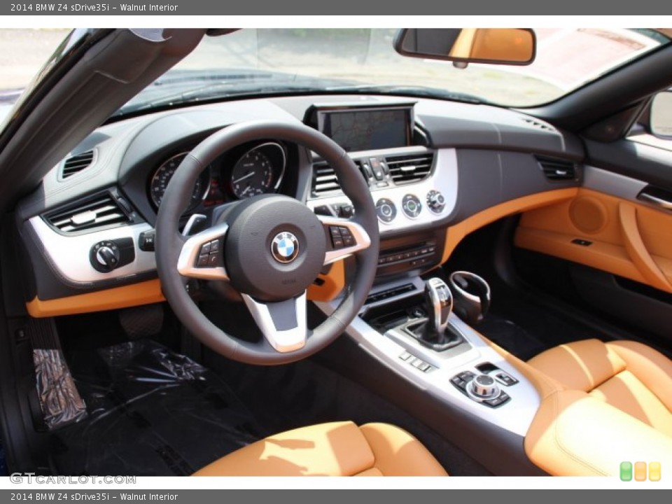 Walnut Interior Photo for the 2014 BMW Z4 sDrive35i #95671548