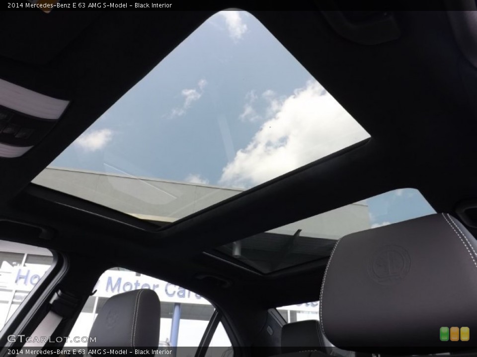 Black Interior Sunroof for the 2014 Mercedes-Benz E 63 AMG S-Model #95694348