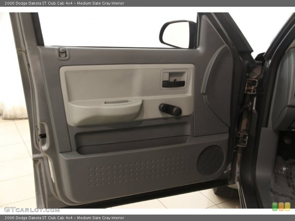 Medium Slate Gray Interior Door Panel for the 2006 Dodge Dakota ST Club Cab 4x4 #95719793
