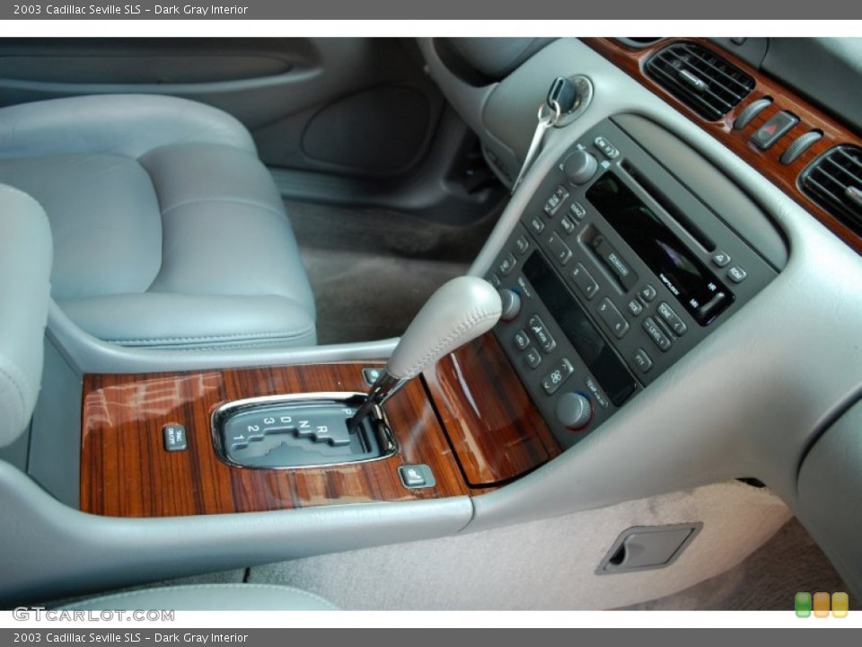 Dark Gray Interior Controls for the 2003 Cadillac Seville SLS #95742396