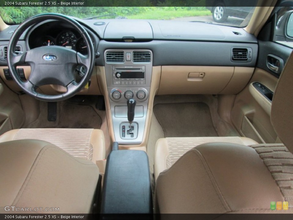 Beige Interior Dashboard for the 2004 Subaru Forester 2.5 XS #95746518