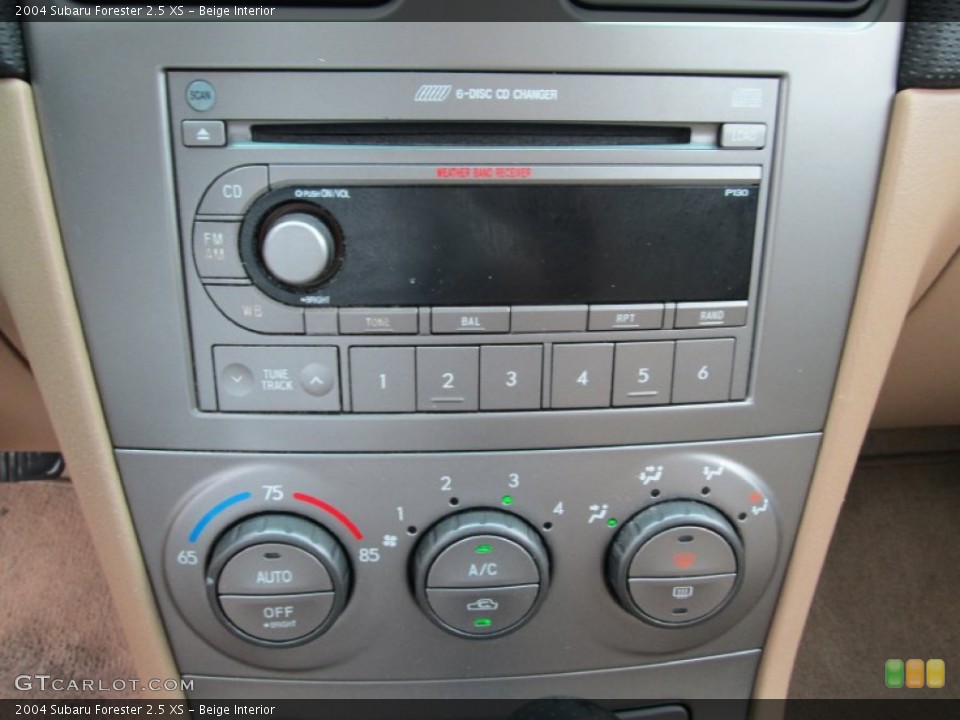 Beige Interior Controls for the 2004 Subaru Forester 2.5 XS #95746542