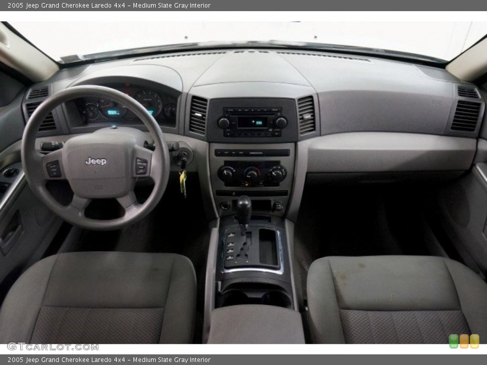 Medium Slate Gray Interior Dashboard for the 2005 Jeep Grand Cherokee Laredo 4x4 #95788809