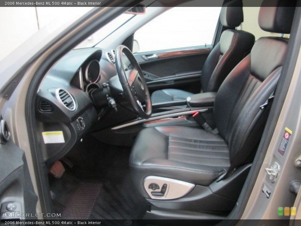 Black Interior Photo for the 2006 Mercedes-Benz ML 500 4Matic #95798205