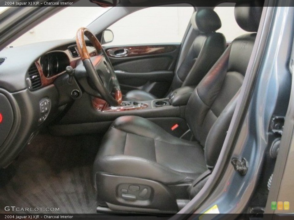 Charcoal Interior Photo for the 2004 Jaguar XJ XJR #95798871