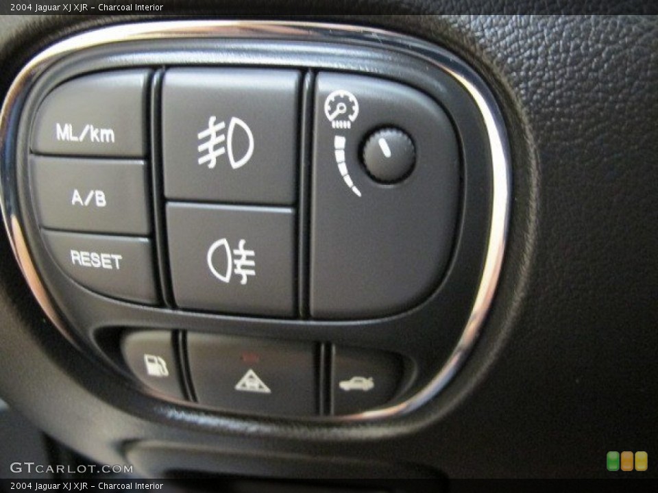 Charcoal Interior Controls for the 2004 Jaguar XJ XJR #95799010