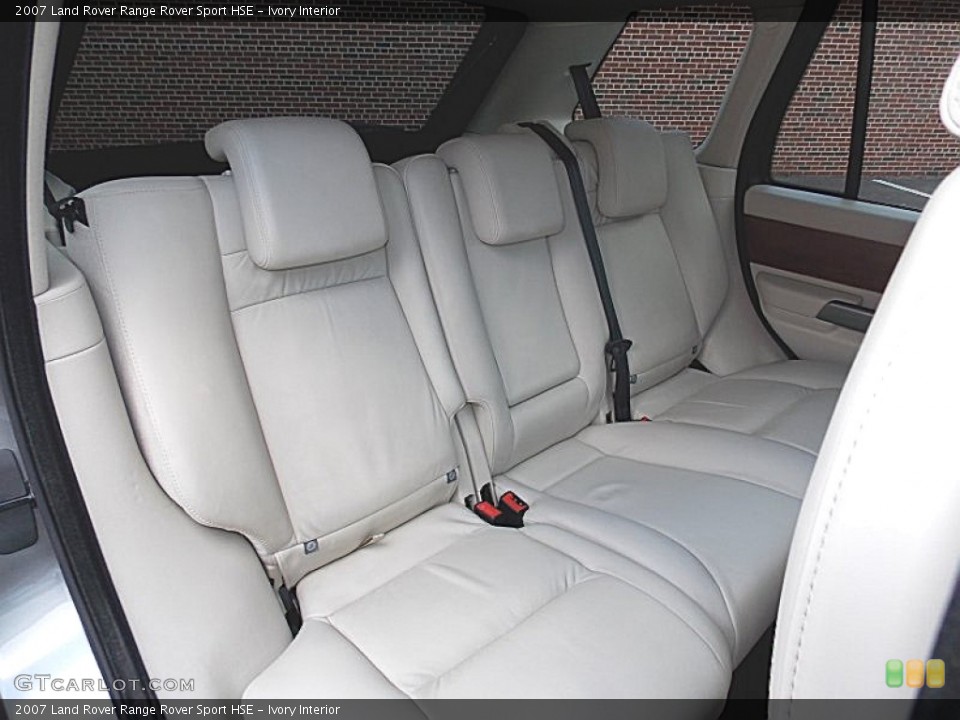 Ivory Interior Rear Seat for the 2007 Land Rover Range Rover Sport HSE #95827302