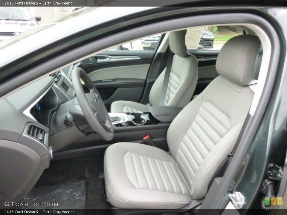 Earth Gray Interior Photo for the 2015 Ford Fusion S #95835907