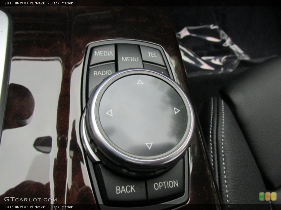 Black Interior Controls for the 2015 BMW X4 xDrive28i #95839000