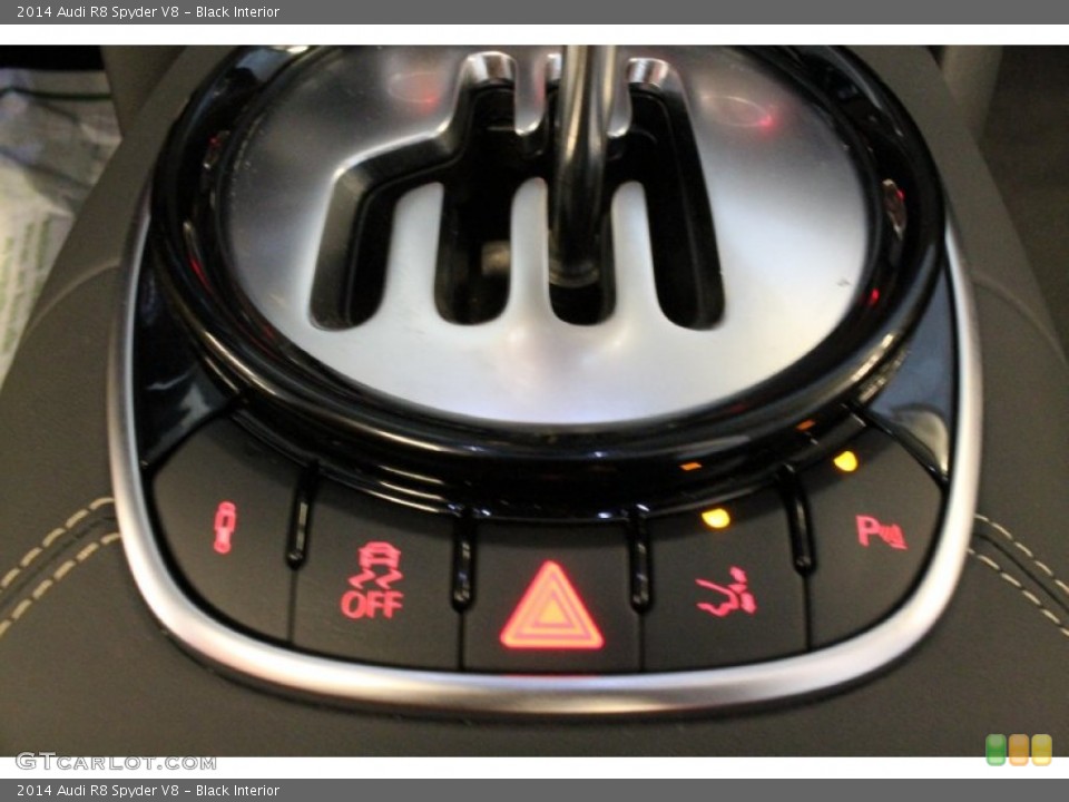 Black Interior Transmission for the 2014 Audi R8 Spyder V8 #95840468