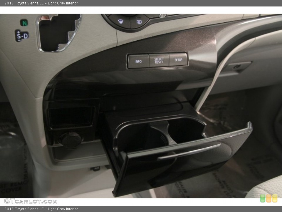 Light Gray Interior Controls for the 2013 Toyota Sienna LE #95871880