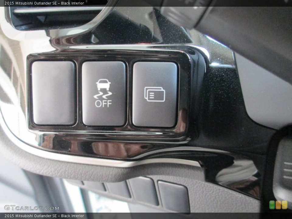 Black Interior Controls for the 2015 Mitsubishi Outlander SE #95877907