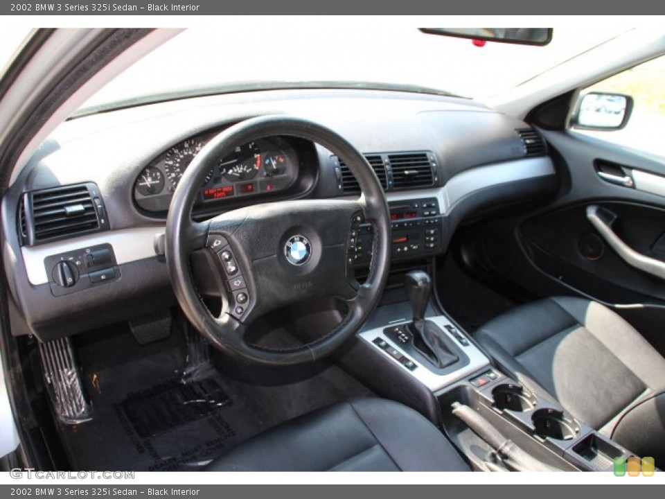 Black Interior Photo for the 2002 BMW 3 Series 325i Sedan #95884552