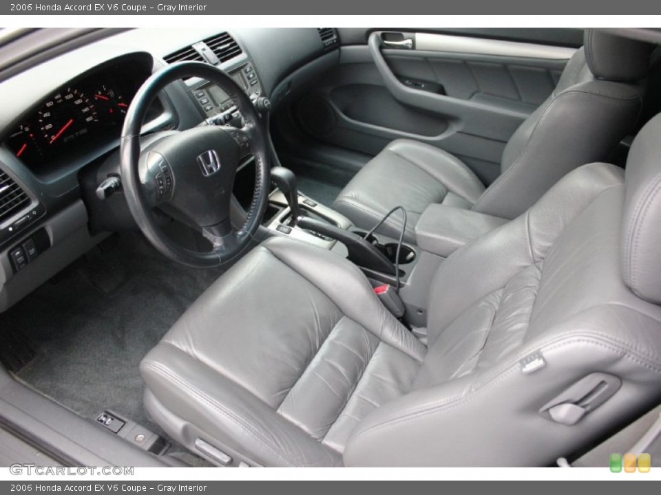 Gray Interior Photo for the 2006 Honda Accord EX V6 Coupe #95899012